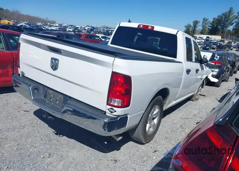 2022 Ram 1500 Classic Tradesman 4X2 6'4 Box из США, поврежденный, VIN 1C6RR6FG4NS171163
